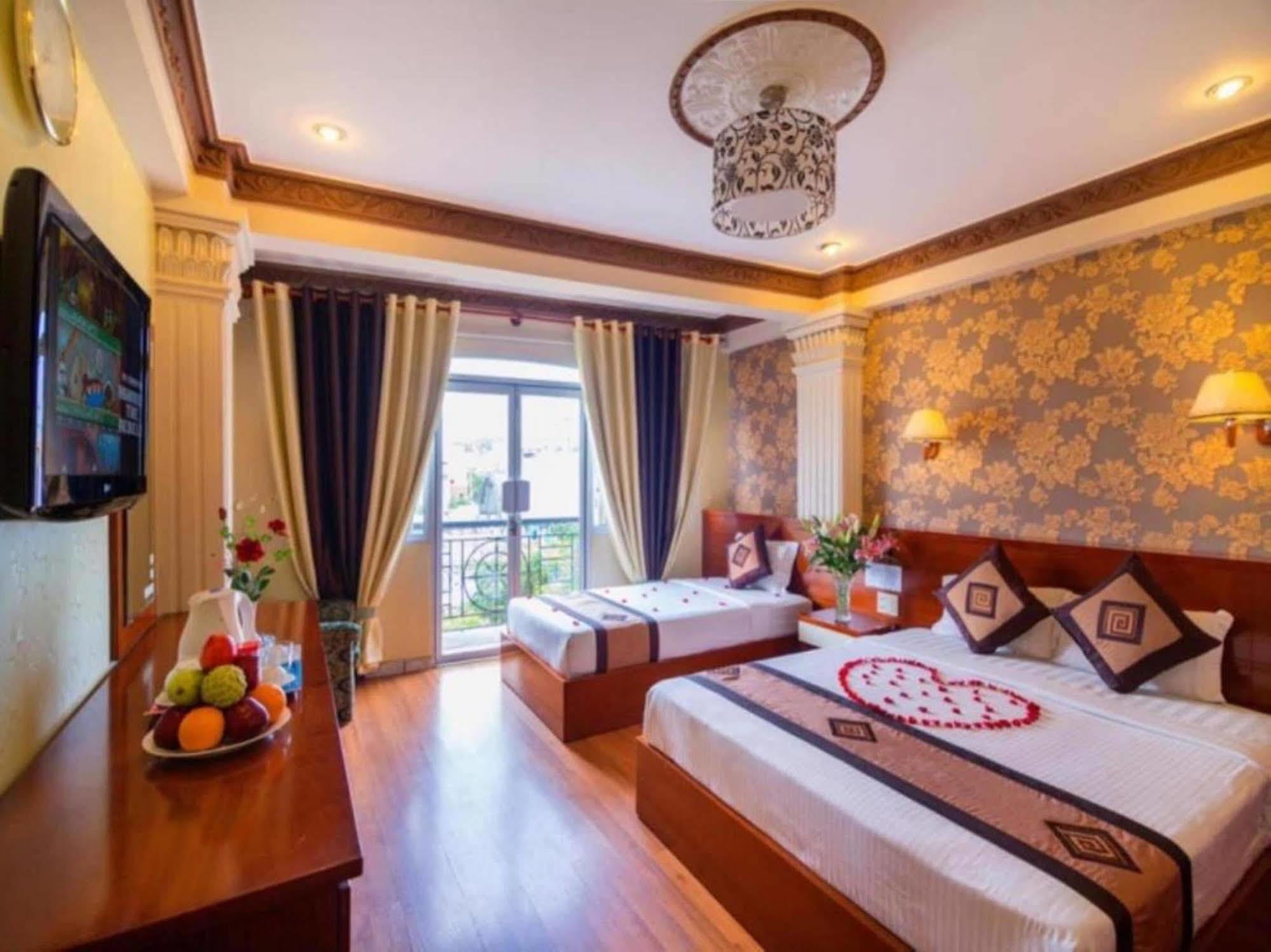 Cosmo Square Hotel Ho Chi Minh-stad Buitenkant foto